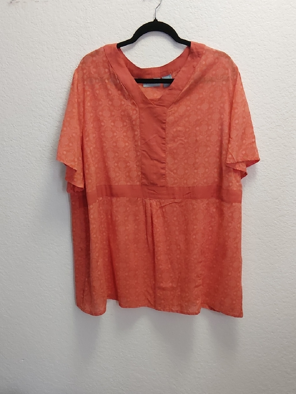 Relaxed Coral Short-Sleeve V-Neck Blouse